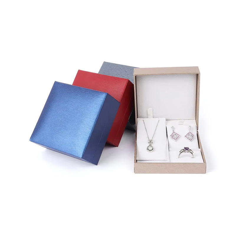 Embossing Art Paper Rigid Jewelry Gift Box