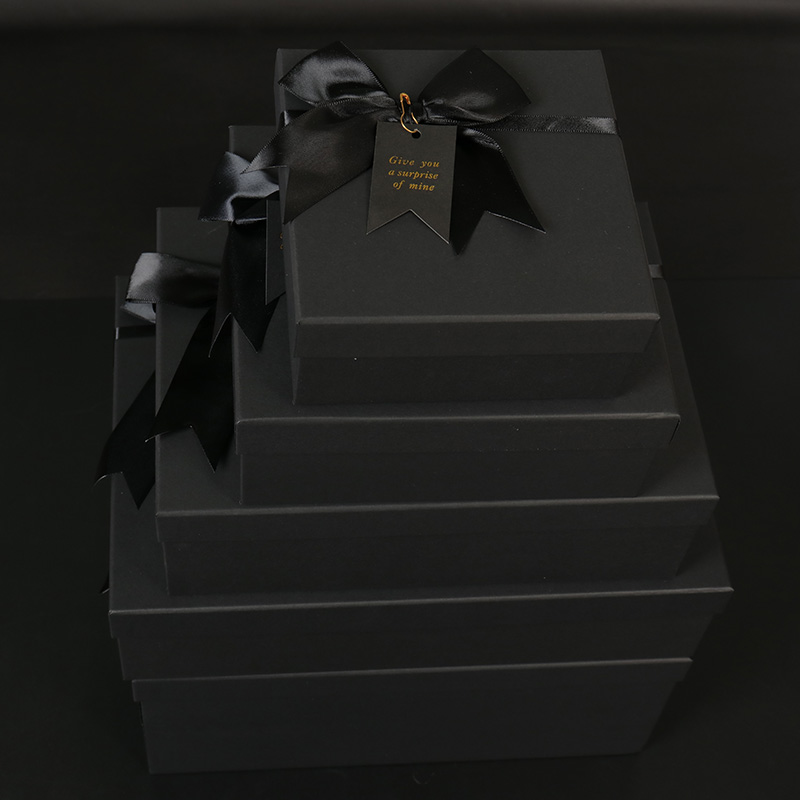 Luxury Black Cardboard Gift Packing Box with Bow Ribbon
