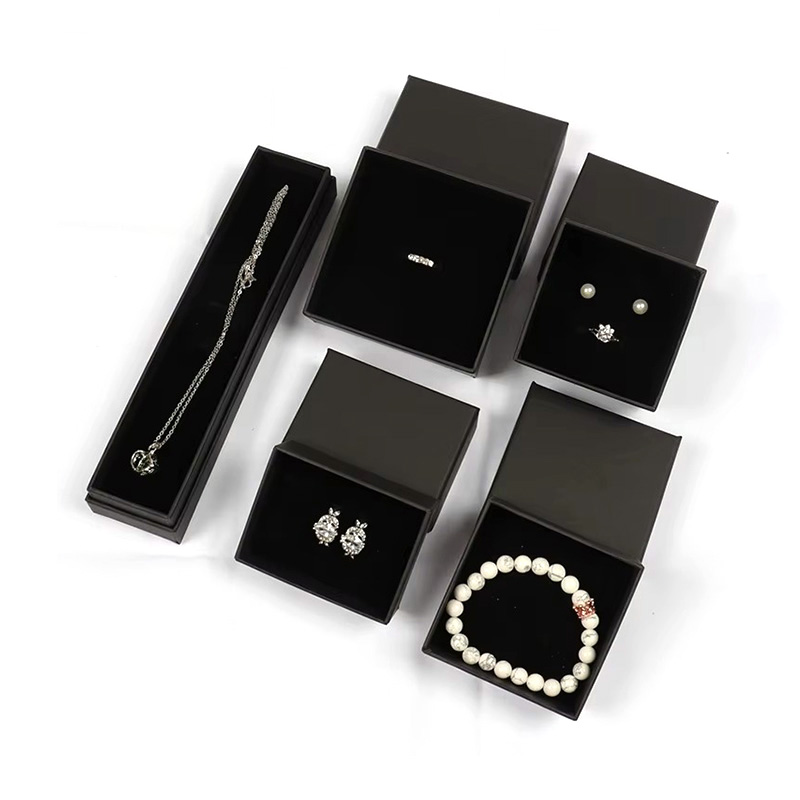 Kraft Paper Multiple Sizes Embossing Matt Lamination Jewellery Boxes