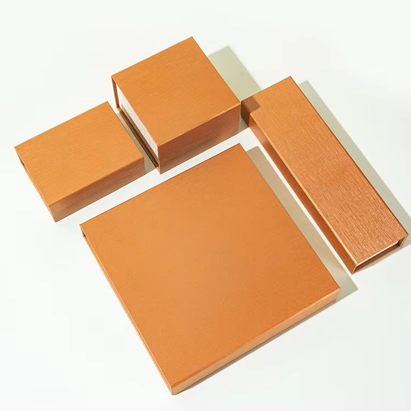 Custom Logo Cardboard Jewelry Gift Packaging Set