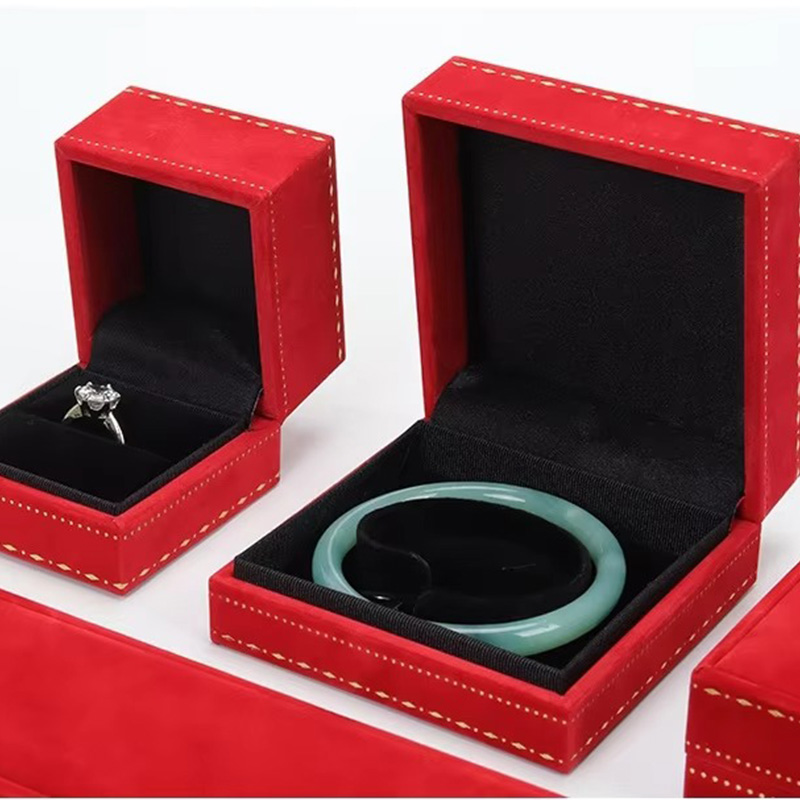Eco-Friendly Reusable Gold Foil Rigid Velvet Jewelry Boxes
