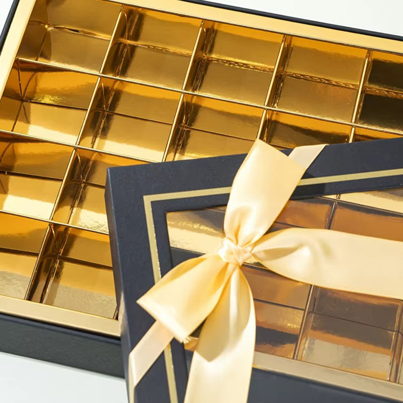 Clear Window Cardboard Chocolate Packaging Box with Ribbon Bow