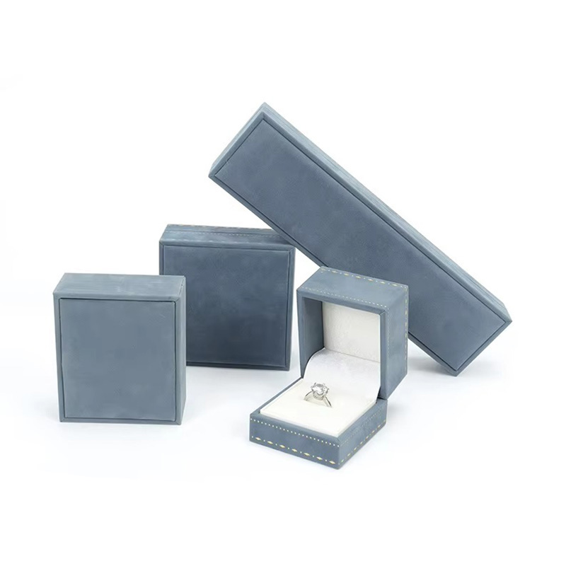 Eco-Friendly Reusable Gold Foil Rigid Velvet Jewelry Boxes