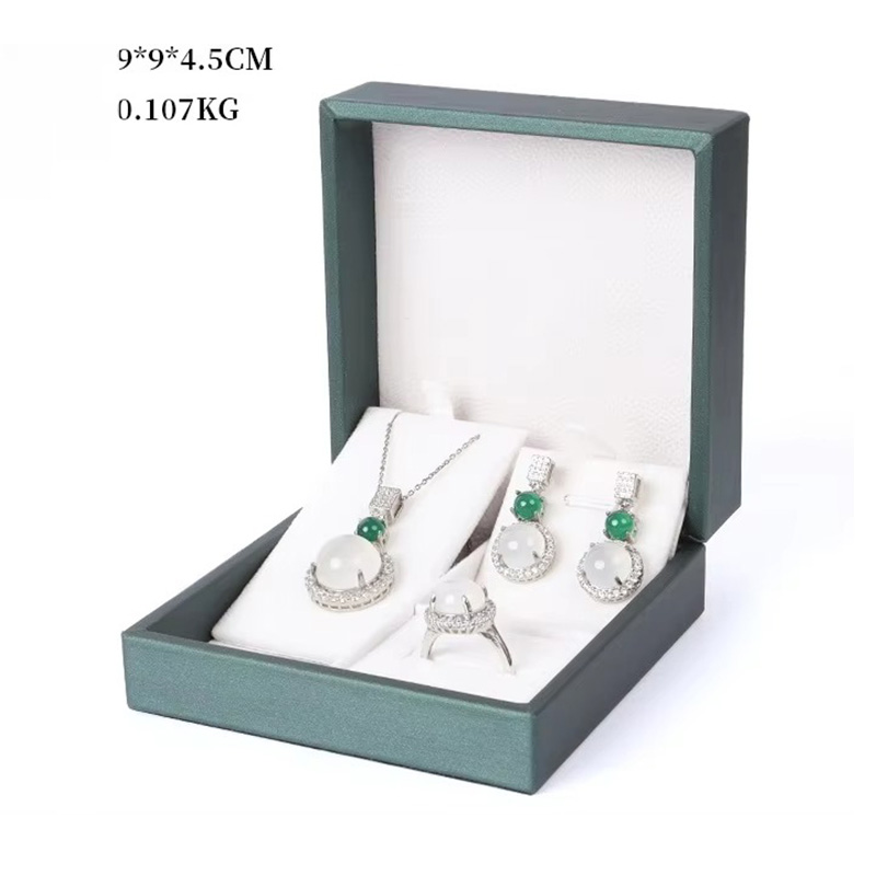 Embossing Art Paper Rigid Jewelry Gift Box