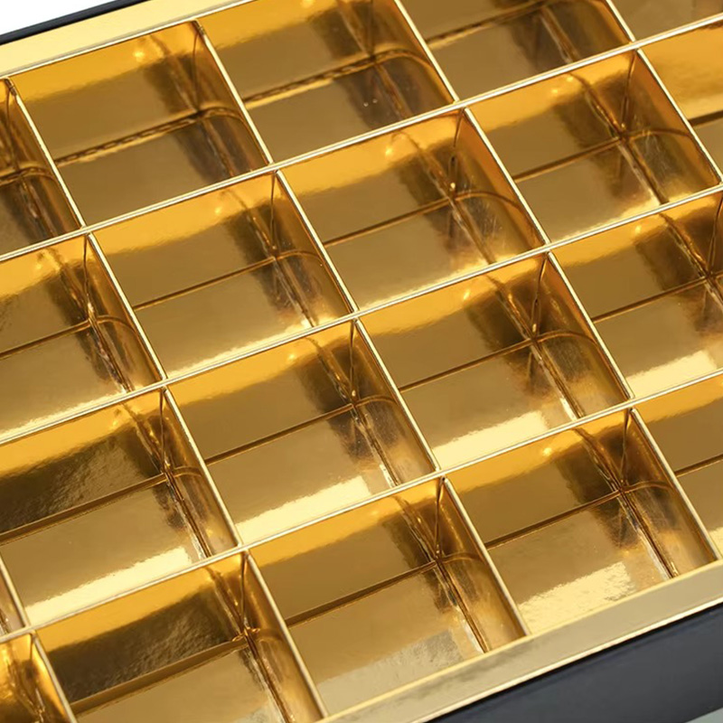 Clear Window Cardboard Chocolate Packaging Box with Ribbon Bow