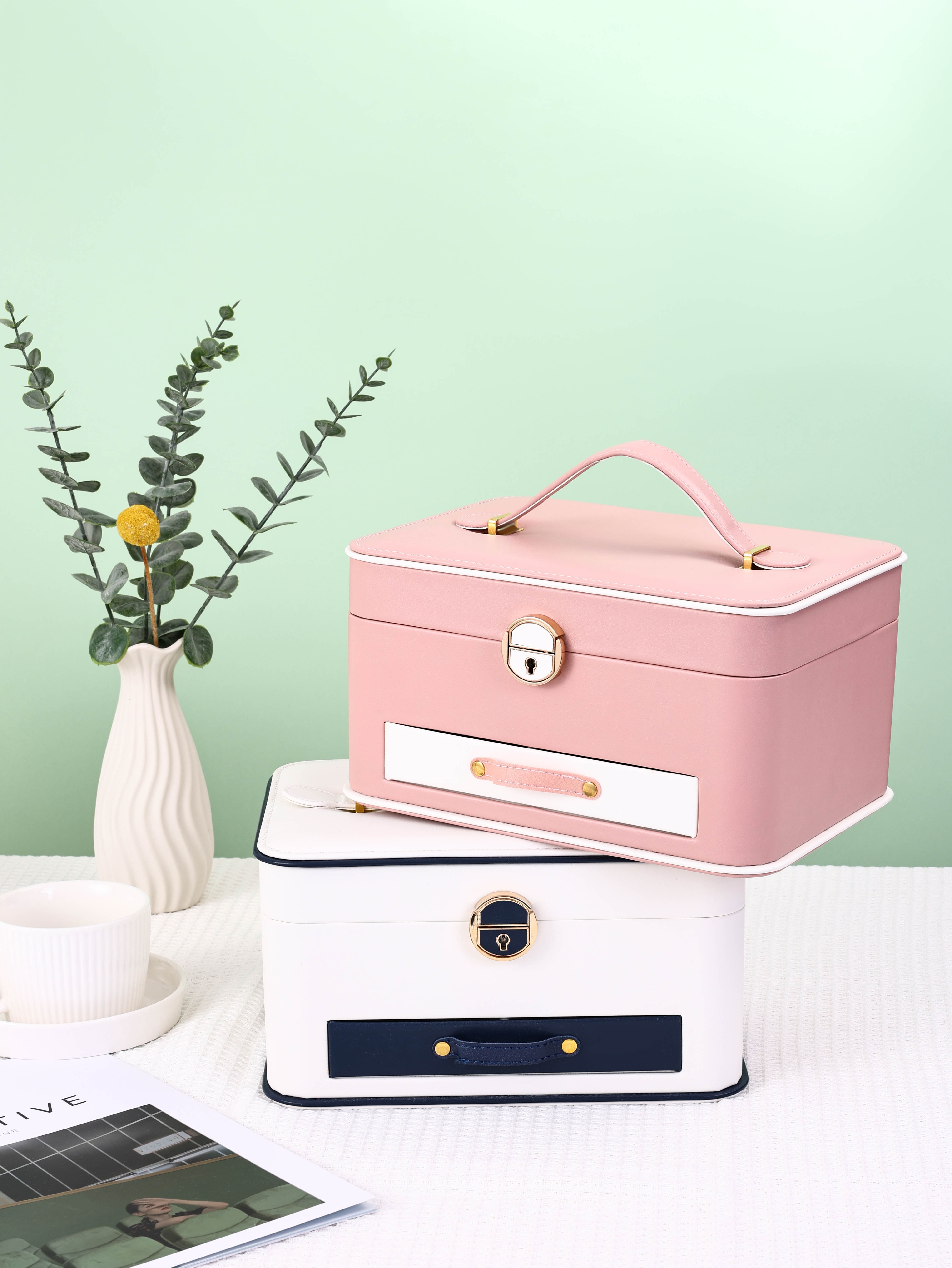 2-Layer Velvet PU Jewelry Storage Case with Drawers Mirror